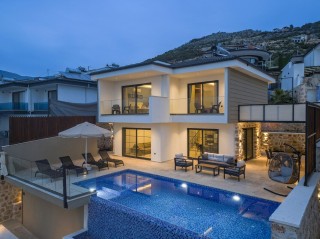 Villa Metehan Yeşilköy - Doğa İçinde Huzurlu ve Konforlu Tatil