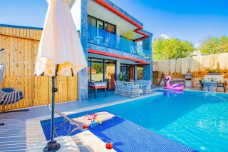 Villa Azores – Kaş Çukurbağ’da Lüks ve Huzur Dolu Bir Tatil