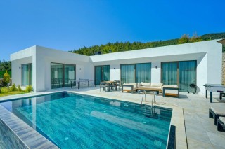 Villa Saturn – Doğa İçinde Lüks ve Konforlu Tatil Deneyimi